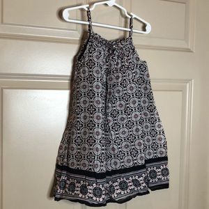 Baby gap size 4 sundress with flowers